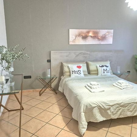 Tommy'S Apartment ปอมเปอี ภายนอก รูปภาพ