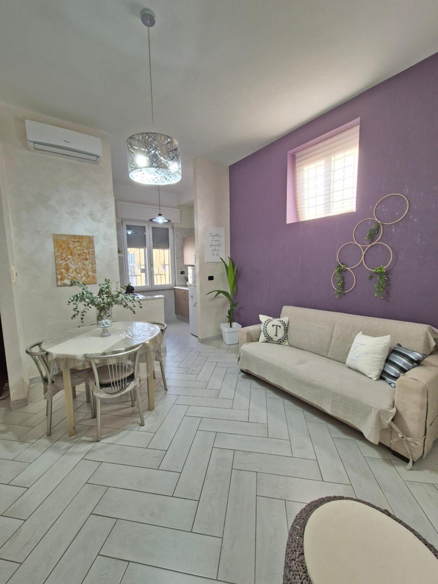 Tommy'S Apartment ปอมเปอี ภายนอก รูปภาพ