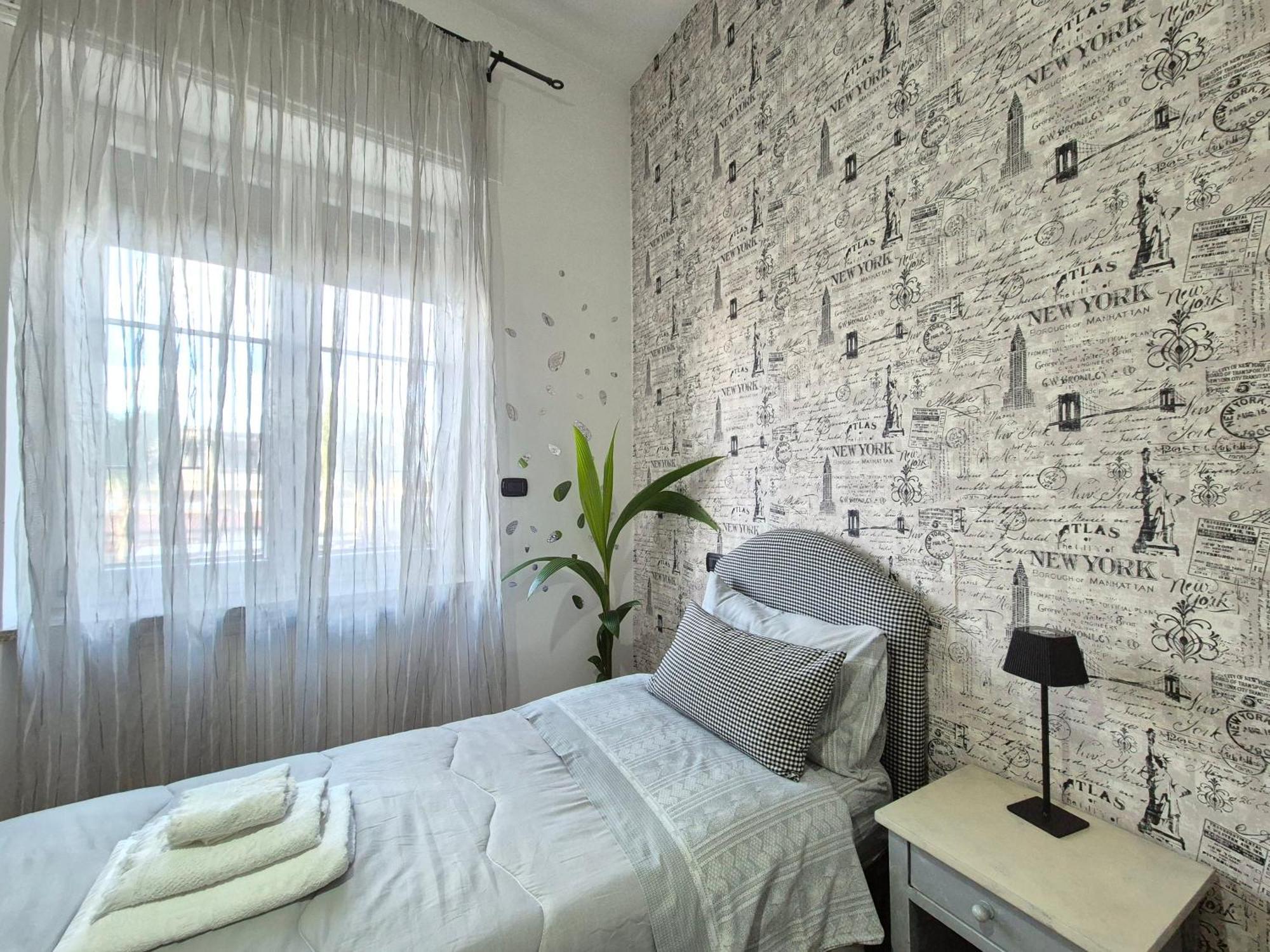 Tommy'S Apartment ปอมเปอี ภายนอก รูปภาพ